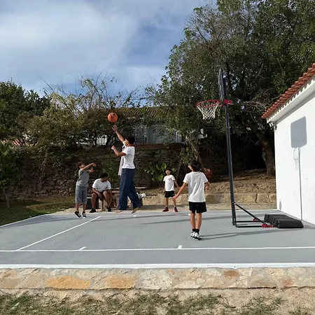 Alojamento de Acomodação e Pequeno-almoço Quinta Mourada 4*